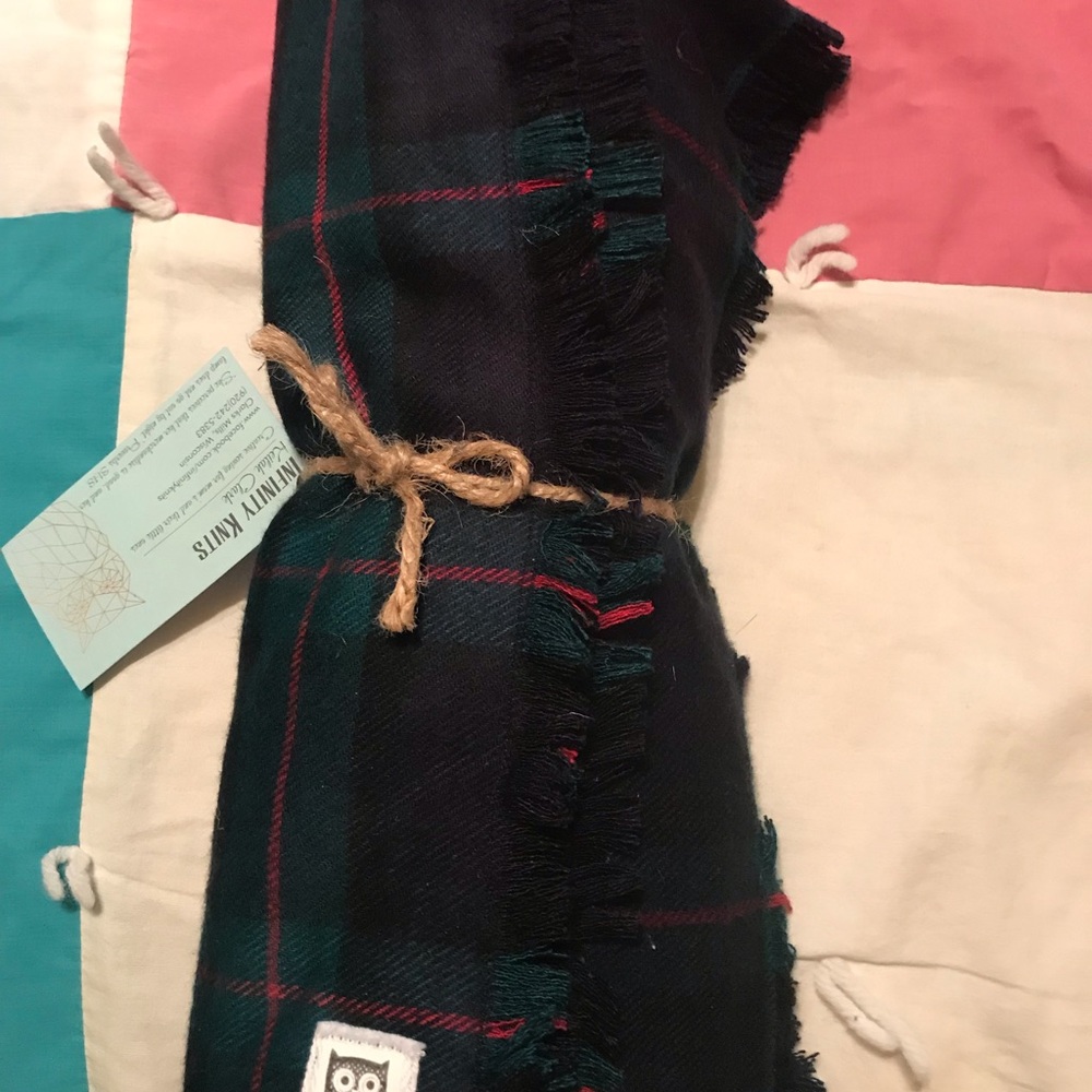 New never used Blanket scarf